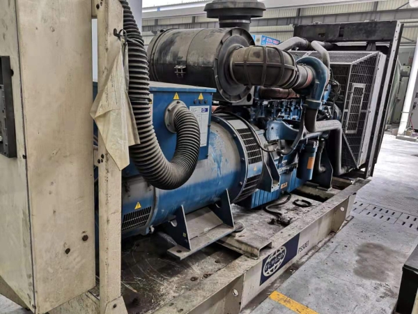 東莞虎門(mén)收購(gòu)2臺(tái)440KW帕金斯